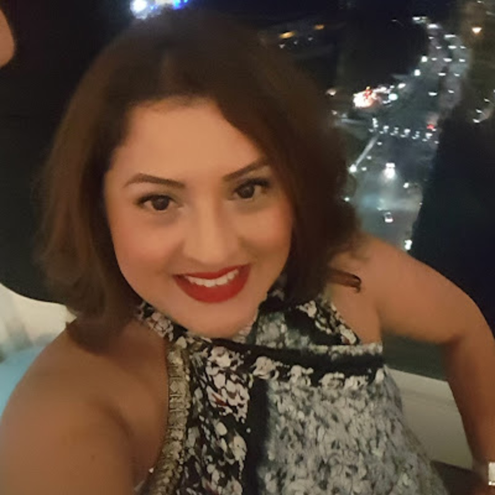 Meet your Posher, Isabel